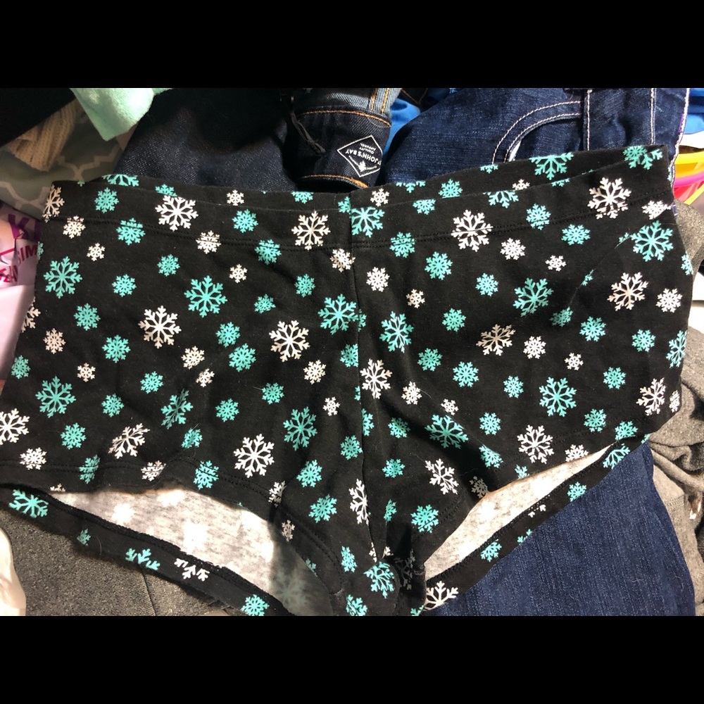 Boy shorts